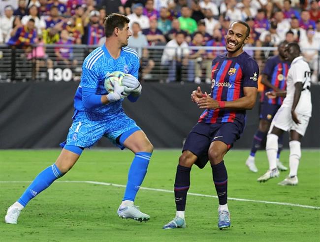 Courtois noi ve that bai truoc Barca