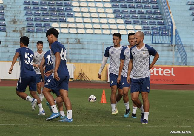 CLB Hà Nội thiệt đơn thiệt kép trước đại chiến với SLNA 4 CLB Hà Nội thiệt đơn thiệt kép trước đại chiến với SLNA 4