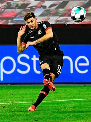 Lucas Alario