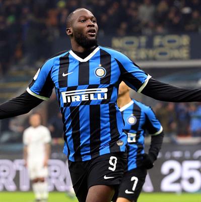 Romelu Lukaku  cầu thủ chơi xe có hạng của đội tuyển Bỉ