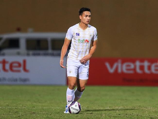 VIDEO: Bùi Hoàng Việt Anh bị từ chối bàn thắng khó hiểu