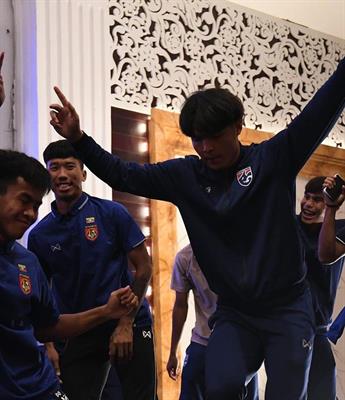 U19 Thái Lan quẩy hết nấc trong buổi tiệc với Việt Nam, Malaysia và Myanmar 4