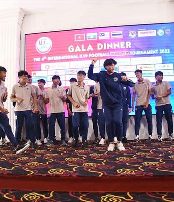 quốc ca myanmar U19 Thái Lan quẩy hết nấc trong buổi tiệc với Việt Nam, Malaysia và Myanmar