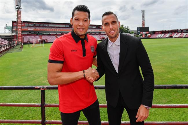 Thủ thành Kawin gia nhập đội bóng cũ của Văn Lâm