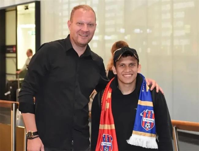 Hai trụ cột của ĐT Indonesia may mắn thoát cảnh thất nghiệp 1