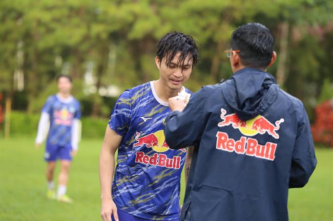 Kiatisuk đón sinh nhật cùng HAGL, hướng đến chiến thắng trước Hà Nội FC 4