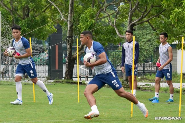 Hà Nội FC có món quà đặc biệt dành tặng HAGL?