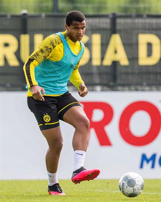 Manuel Akanji