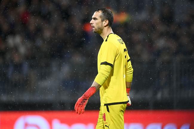 Pau Lopez
