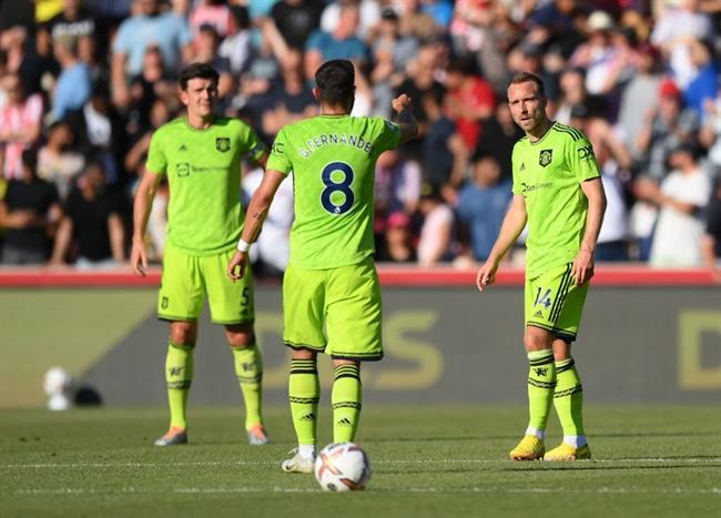 MU bị huyền thoại chê đá như đội xuống hạng 1