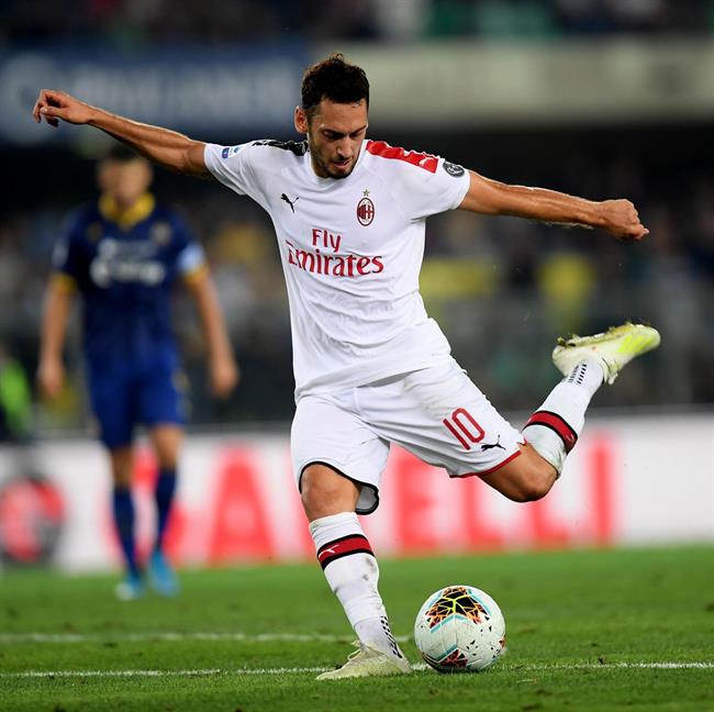 Hakan Calhanoglu