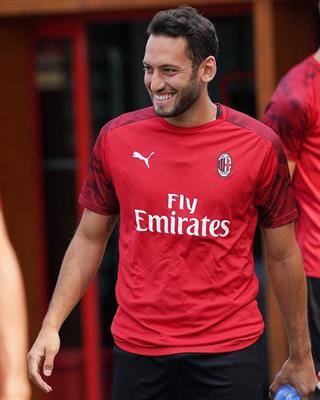 Hakan Calhanoglu