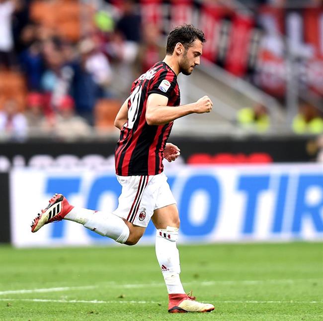 Hakan Calhanoglu