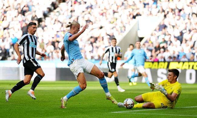 Pep Guardiola thừa nhận Man City không thể đánh bại Newcastle 1 Pep Guardiola thừa nhận Man City không thể đánh bại Newcastle 1