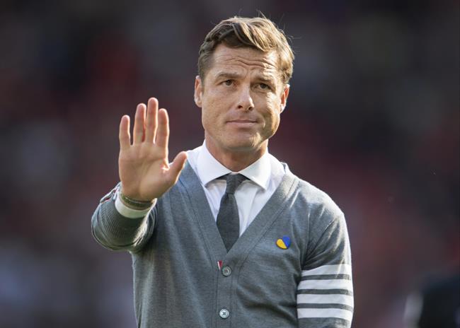 Cựu cầu thủ Tottenham bị sa thải lần thứ hai ở mùa giải năm nay