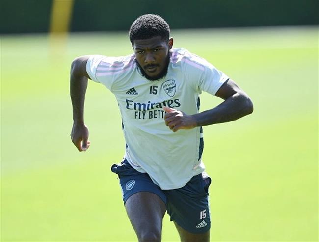 Ainsley MaitlandNiles