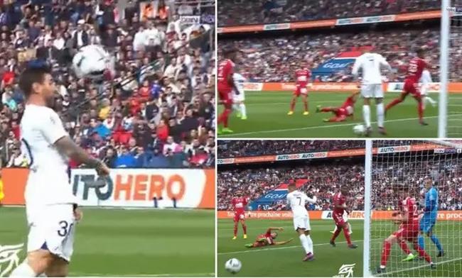 Tình huống dứt điểm của Messi đưa bóng chạm Mbappe rồi đi ra ngoài Tinh huong dut diem cua Messi dua bong cham Mbappe roi di ra ngoai