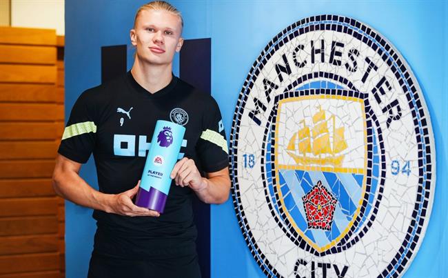 Haaland sánh ngang Martial, Bruno