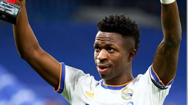 Đến lượt Antony lên tiếng bênh vực Vinicius Junior