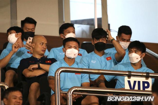 Lí do Công Phượng, Quang Hải ngồi ngoài ở trận gặp ĐT Singapore 1