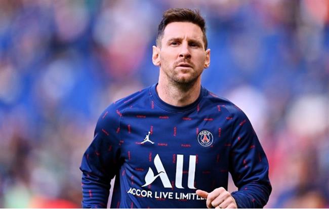 Lionel Messi trong mau ao PSG
