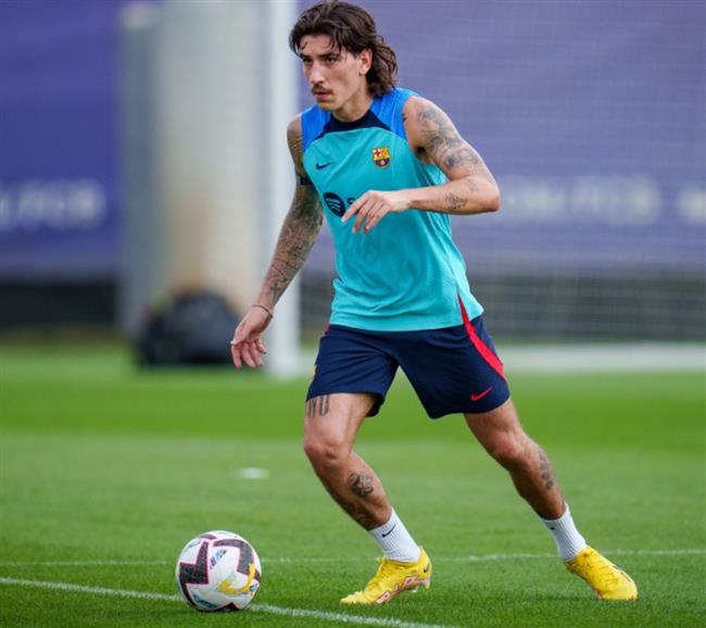 Barcelona chuẩn bị chia tay cựu cầu thủ Arsenal sau nửa mùa giải 1