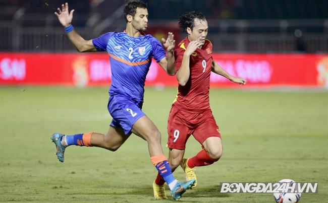 Văn Toàn hóm hỉnh: Hôm nay tôi đã đánh mất bản thân