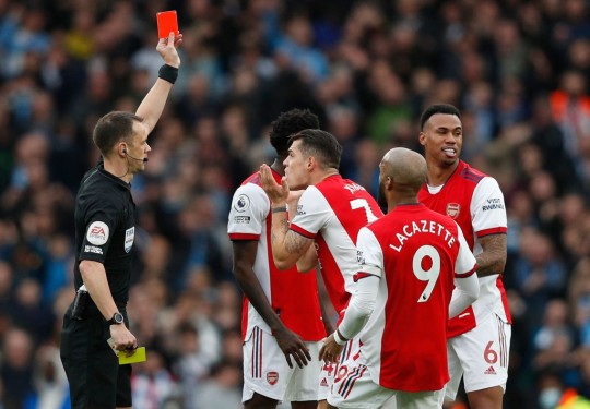 Thua ngược cay đắng Man City, người thay thế Mikel Arteta nói gì?