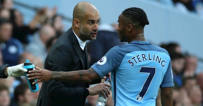 Raheem Sterling muốn ở lại Man City Raheem Sterling muốn ở lại Man City