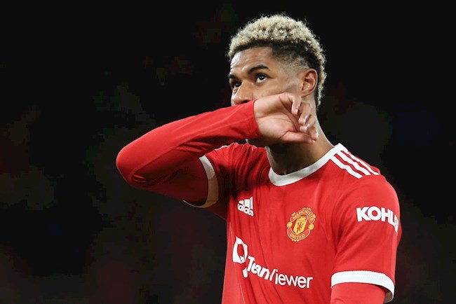 Hời hợt khiến MU мất bàn thắng, Rashford nhận мưa chỉ trích