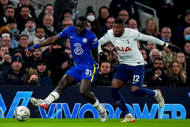 Trận đấu tiếp tục diễn ra hấp dẫn ngay đầu hiệp 2