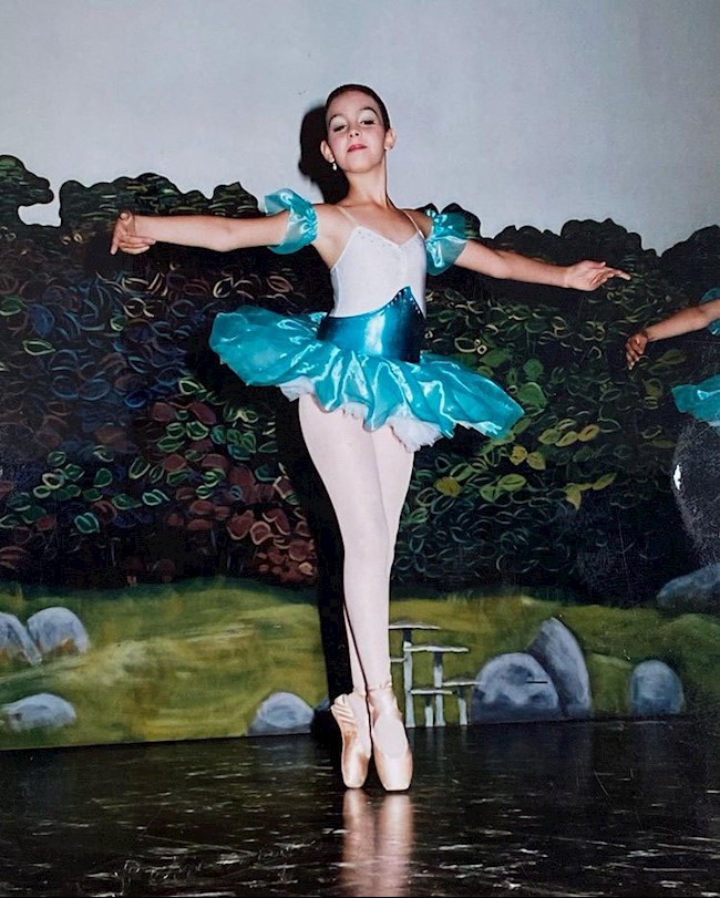 Nhan sắc bạn gái Ronaldo khi còn nhỏ