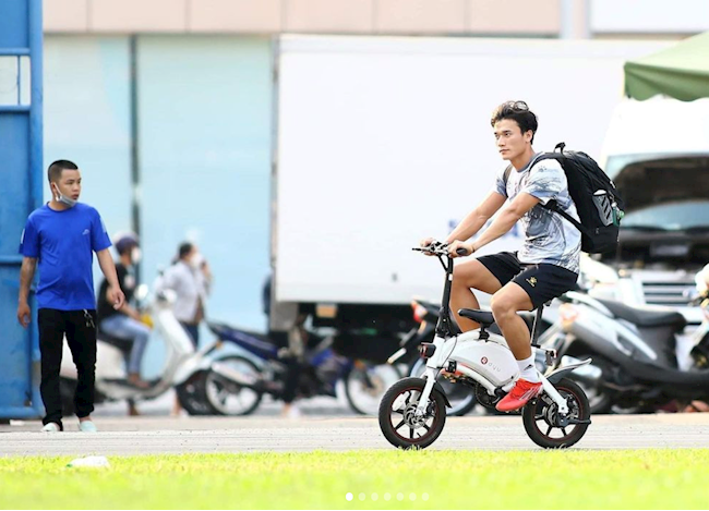 Bùi Tiến Dũng Bùi Tiến Dũng