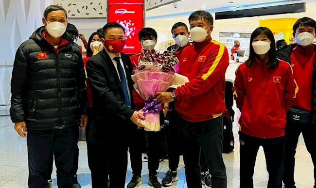 Nhóm đầu tiên của tuyển nữ Việt Nam có mặt tại Ấn Độ hình ảnh Nhóm đầu tiên của tuyển nữ Việt Nam có mặt tại Ấn Độ hình ảnh