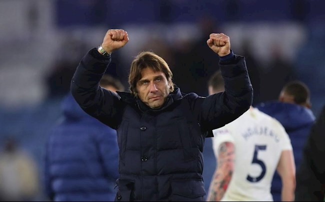 Conte: Tottenham không bao giờ bỏ cuộc