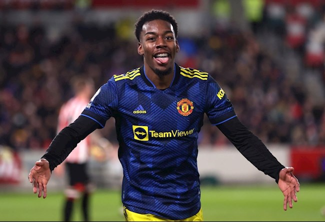 Tài năng trẻ Elanga mở màn cho chiến thắng của MU