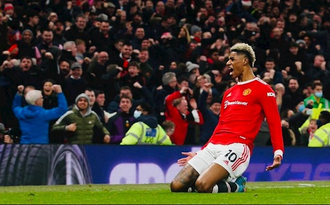 Rashford báo tin mừng