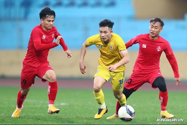 Tiền vệ Hai Long nói gì khi không được ông Park gọi lên tuyển?