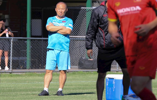 HLV Park Hang Seo loại một cầu thủ trước trận gặp Úc