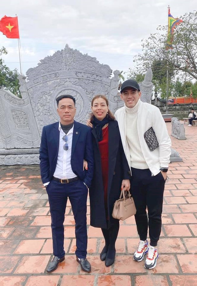 Gia đình Tiến Linh