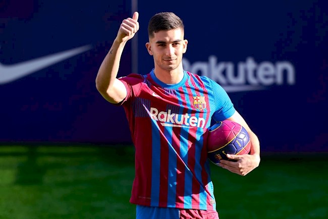 Vừa ra mắt Barca, Ferran Torres chuẩn bị trở lại Man City?