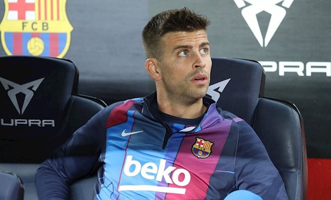 Gerard Pique phủ nhận hưởng lương cao nhất Barca