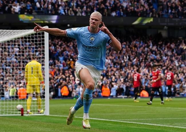 Erling Haaland lại đi vào lịch sử Premier League
