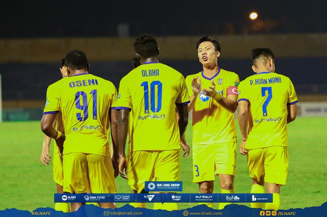 SLNA thi đấu mà không có sự phục vụ của Quế Ngọc Hải SLNA thi dau ma khong co su phuc vu cua Que Ngoc Hai