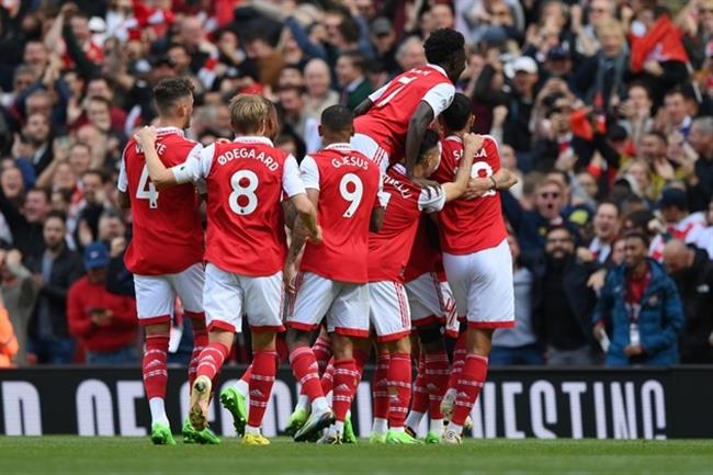 Arsenal danh bai Tottenham 3-1 tren san nha
