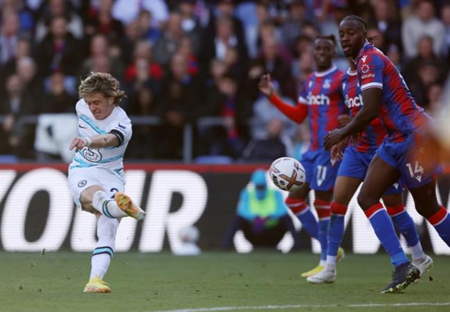 Người mẫu tuyệt đẹp tự hào về Conor Gallagher 1