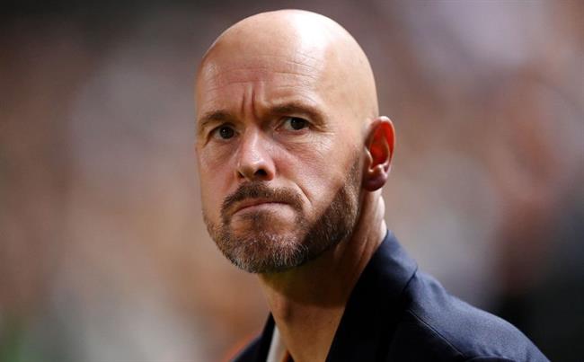 Erik ten Hag bat luc ve Ronaldo