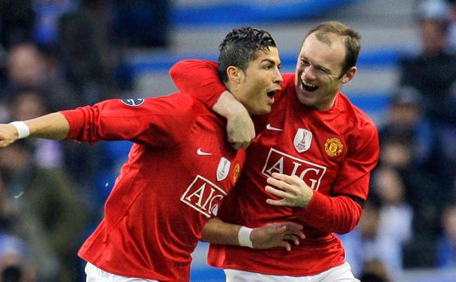 Rooney chỉ cách để Ronaldo trở lại đội hình chính