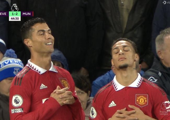Antony và Ronaldo ghi bàn, MU ngược dòng thành công trước Everton 4