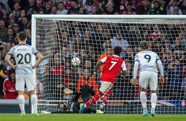 Arsenal danh bai Liverpool 3-2